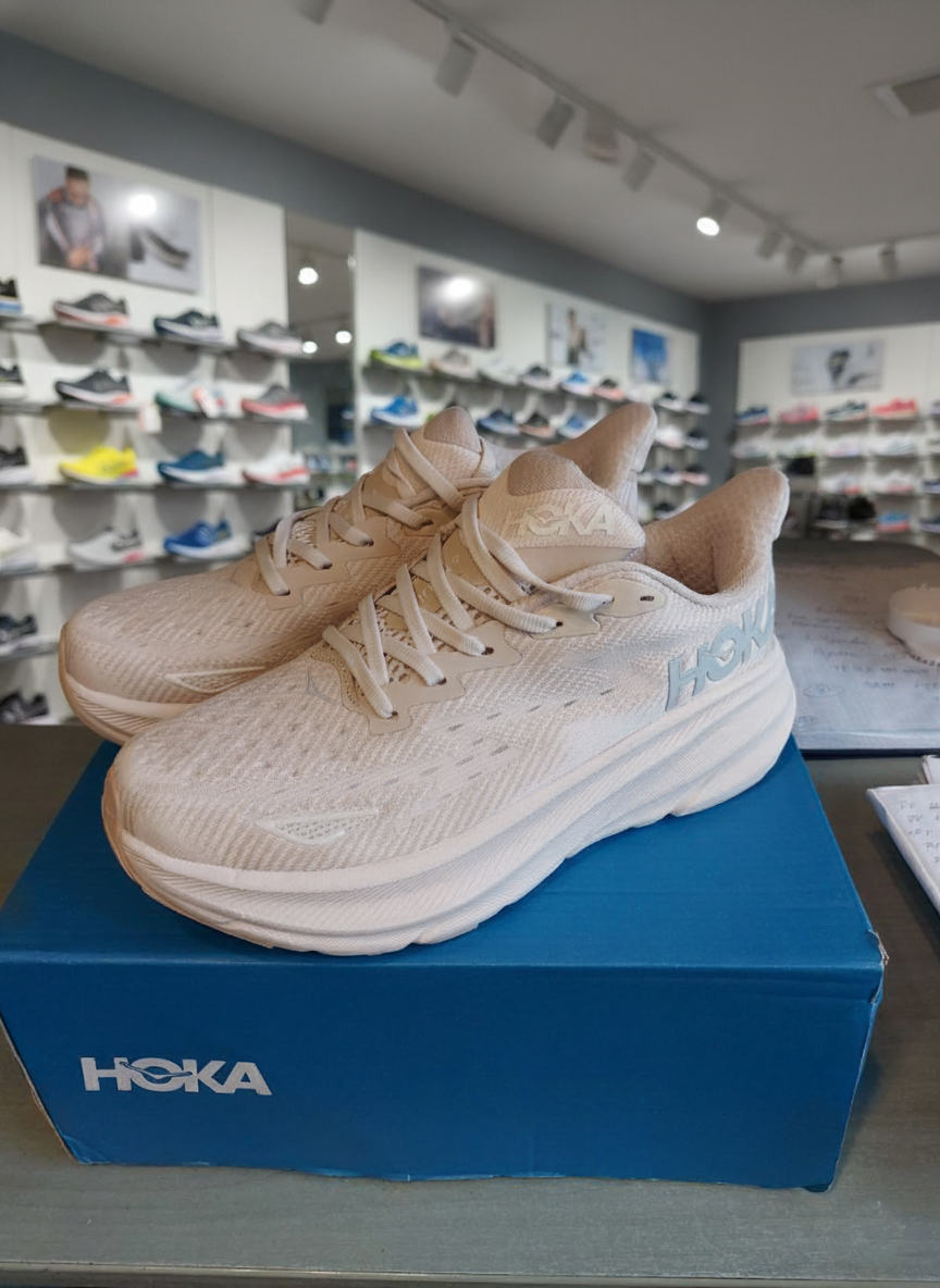 HOKA ONE ONE CLIFTON 9 - Бежевий - миниатюра 4