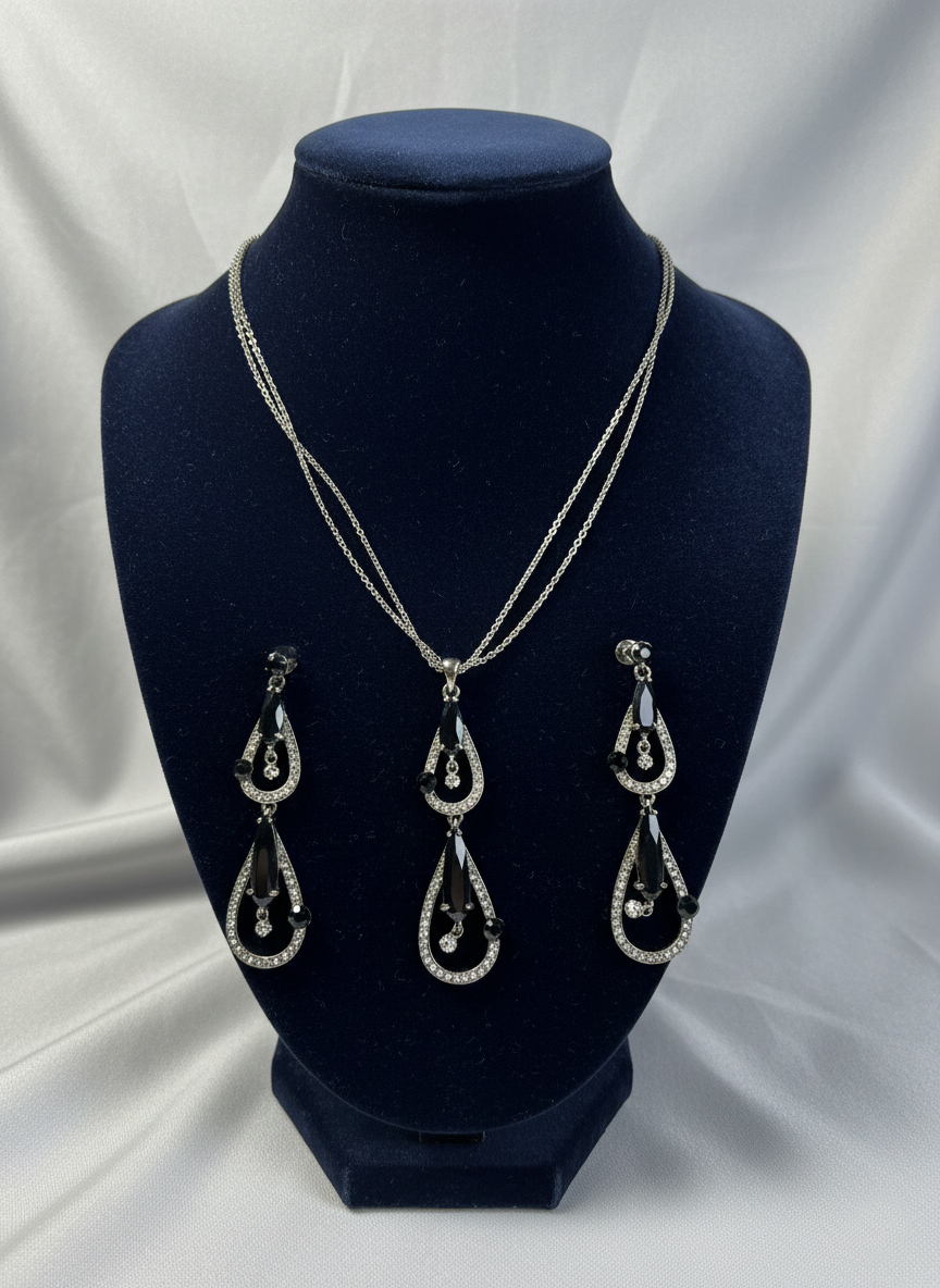 Комплект бижутерии Жизель (серьги+колье) - Серебряный - миниатюра 3