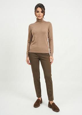 Світло-коричневий