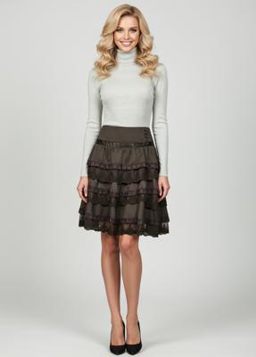 Коричневий