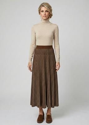 Коричневий