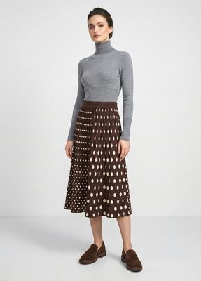 Коричневий