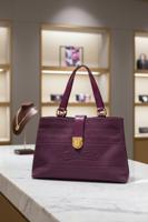 Женская сумка из нубука