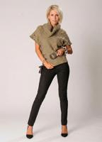 Жіночий демісезонний джемпер