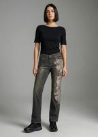 Жіночі джинси.