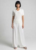 Жіноча трикотажна футболка з V-подібним вирізом