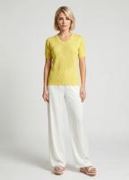 Жіноча трикотажна футболка з V-подібним вирізом